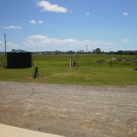 Country View Motel Ilbilbie المظهر الخارجي الصورة